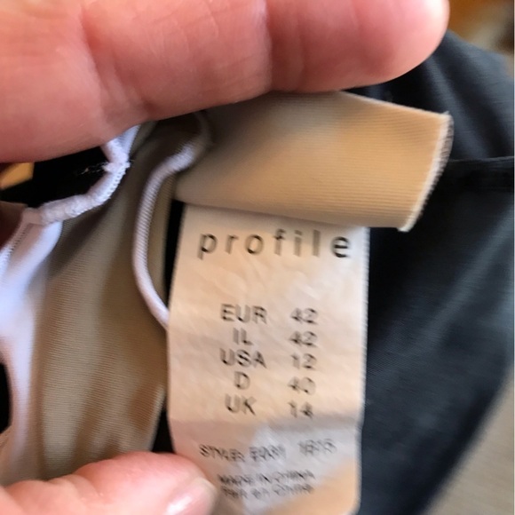 PROFILE tankini top. Black. - Picture 7 of 7